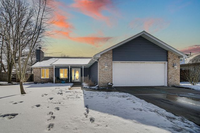 2545 Tulip Lane, Hobart, IN 46342