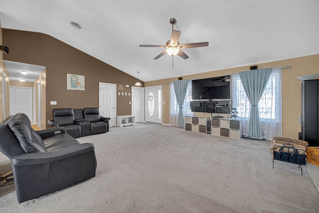 2545 Tulip Lane, Hobart, IN 46342