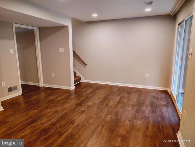 14717 BARKSDALE ST, Woodbridge, VA 22193