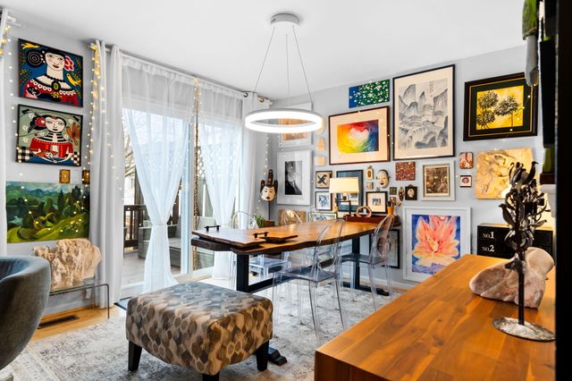 586 Liberty Pointe Drive, Ann Arbor, MI 48103