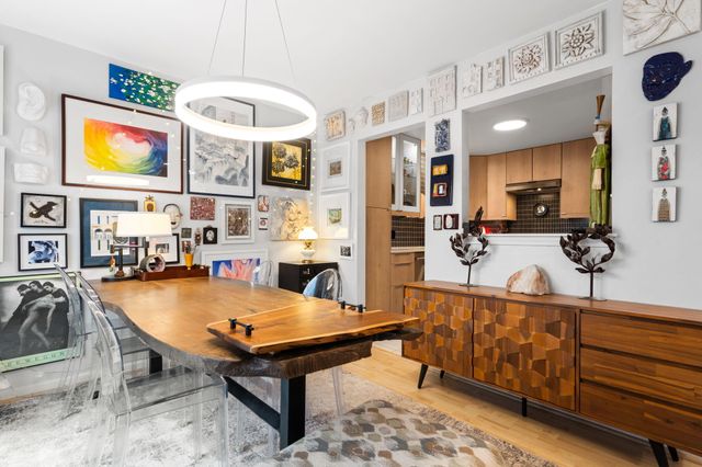 586 Liberty Pointe Drive, Ann Arbor, MI 48103