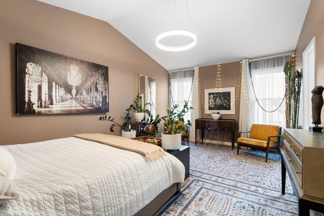 586 Liberty Pointe Drive, Ann Arbor, MI 48103