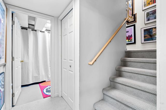 586 Liberty Pointe Drive, Ann Arbor, MI 48103