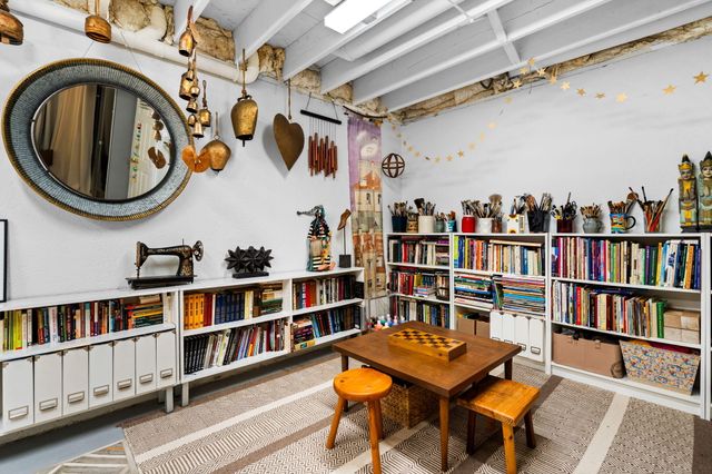 586 Liberty Pointe Drive, Ann Arbor, MI 48103