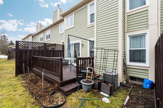 586 Liberty Pointe Drive, Ann Arbor, MI 48103