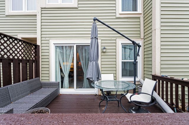 586 Liberty Pointe Drive, Ann Arbor, MI 48103