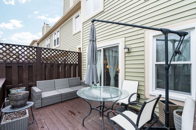 586 Liberty Pointe Drive, Ann Arbor, MI 48103