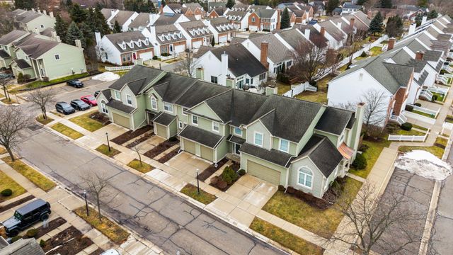 586 Liberty Pointe Drive, Ann Arbor, MI 48103