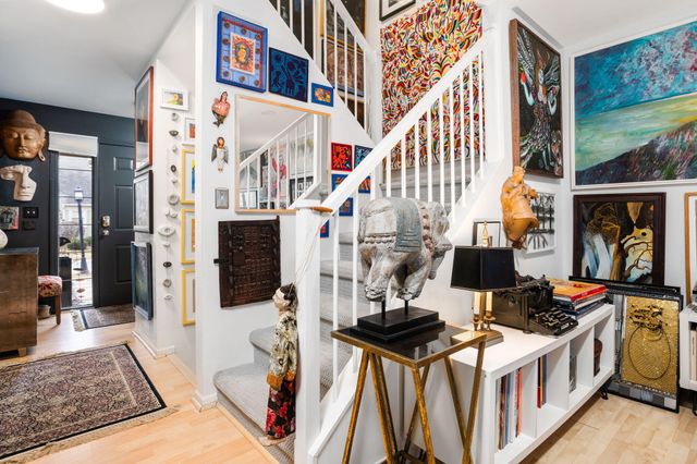 586 Liberty Pointe Drive, Ann Arbor, MI 48103