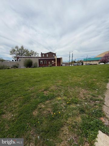 834 MAIN, Darby, PA 19023
