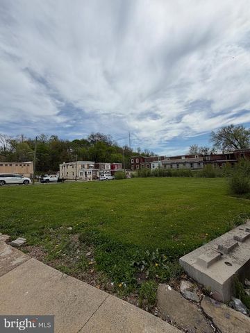 834 MAIN, Darby, PA 19023