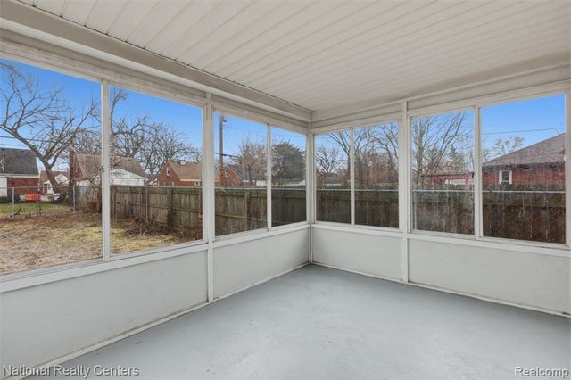 19766 Whitcomb Street, Detroit, MI 48235