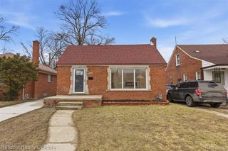19766 Whitcomb Street, Detroit, MI 48235