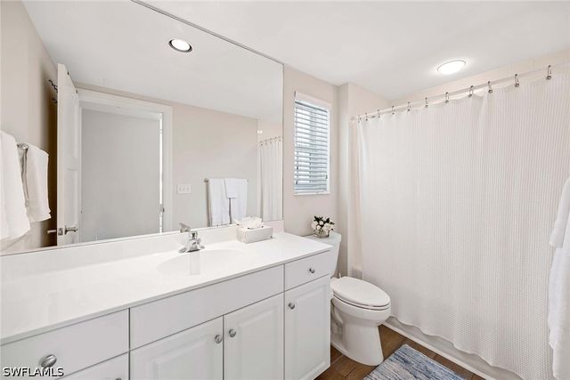 315 Dunes BLVD 801, Naples, FL 34110