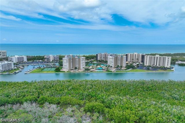 315 Dunes BLVD 801, Naples, FL 34110