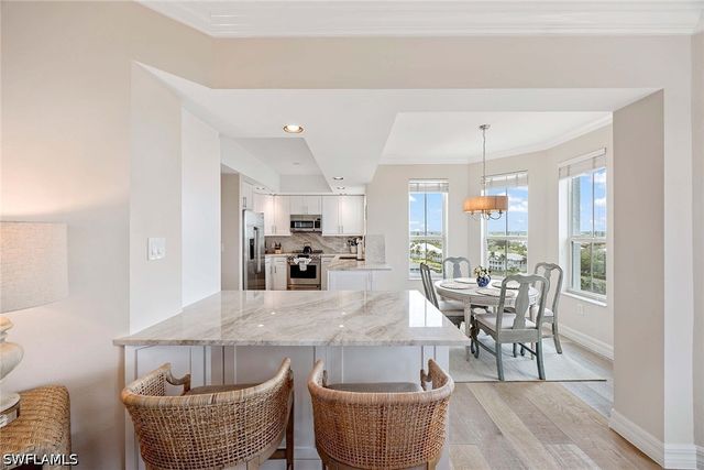 315 Dunes BLVD 801, Naples, FL 34110