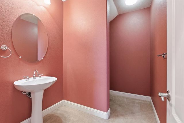 2153 Saddlebrook Way, Oakdale, CA 95361