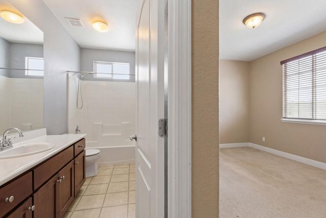 2153 Saddlebrook Way, Oakdale, CA 95361