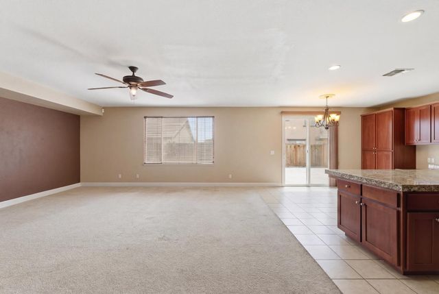 2153 Saddlebrook Way, Oakdale, CA 95361