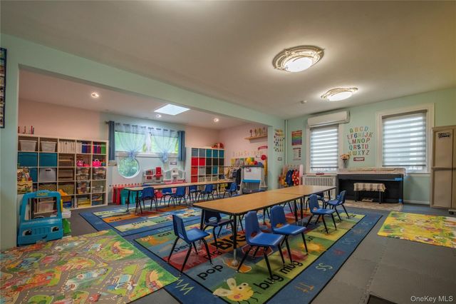 157-15 Oak Avenue, Flushing, NY 11355