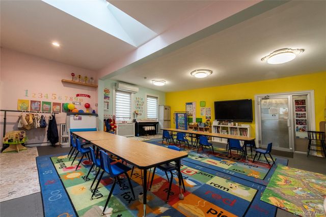 157-15 Oak Avenue, Flushing, NY 11355