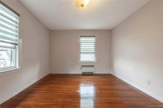 157-15 Oak Avenue, Flushing, NY 11355