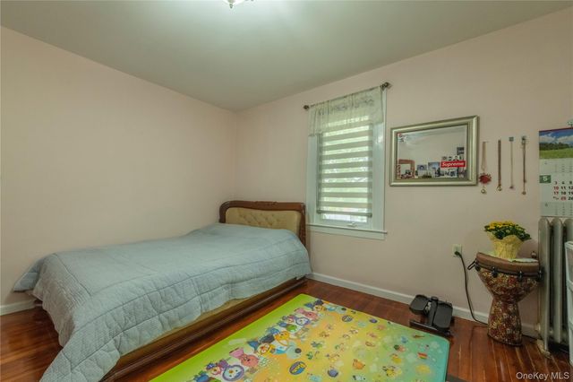 157-15 Oak Avenue, Flushing, NY 11355