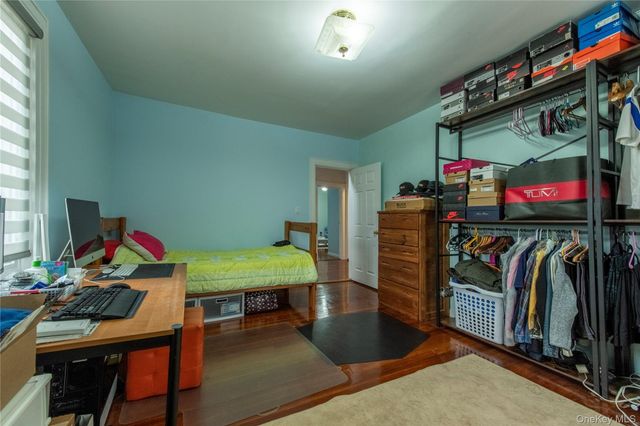 157-15 Oak Avenue, Flushing, NY 11355