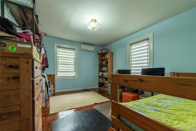 157-15 Oak Avenue, Flushing, NY 11355