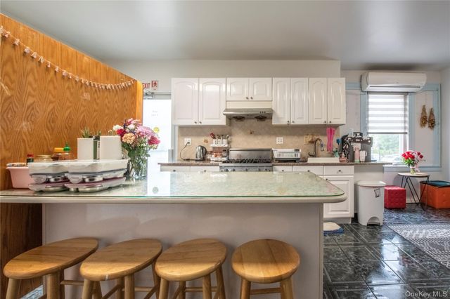 157-15 Oak Avenue, Flushing, NY 11355