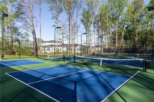 1049 Bullpen Bluffs, Lawrenceville, GA 30043