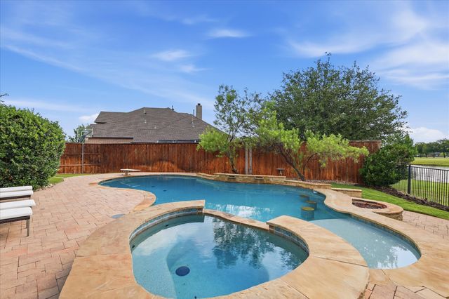 329 River Meadows Lane, Argyle, TX 76226