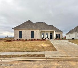 523 Portner Way, Canton, MS 39046