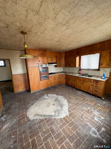 20 William Street, New Britain, CT 06051