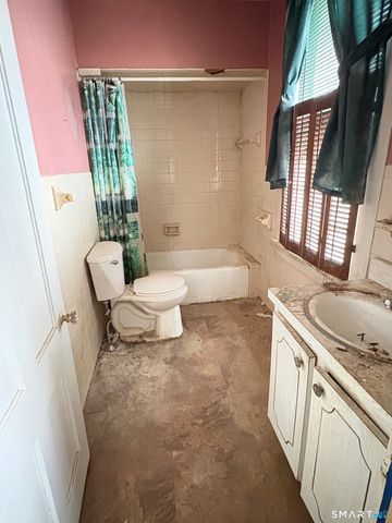 20 William Street, New Britain, CT 06051