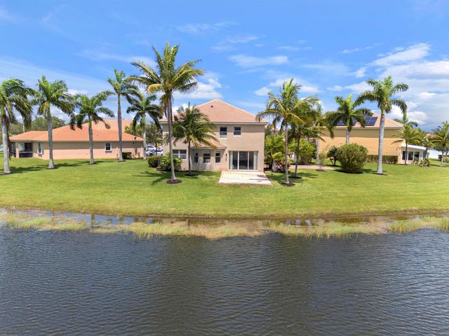 11279 SW Glengarry Court, Port St Lucie, FL 34987