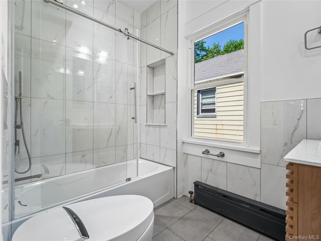 402 Westchester Avenue, Mount Vernon, NY 10552