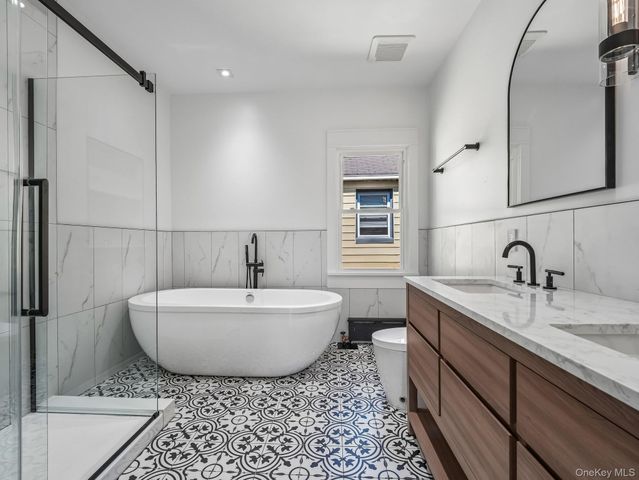 402 Westchester Avenue, Mount Vernon, NY 10552