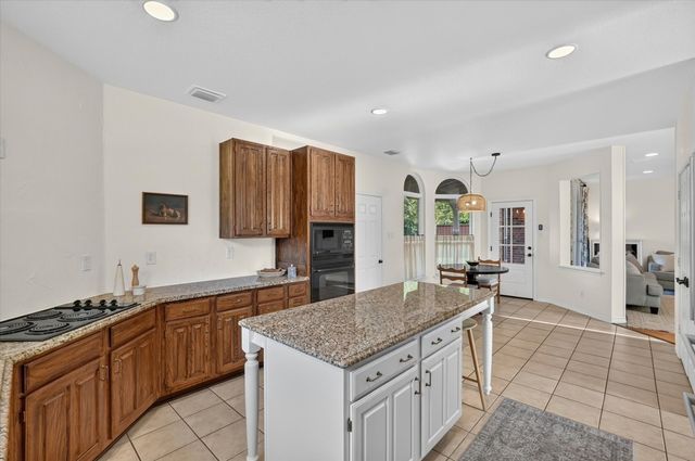 153 Wellington Lane, Heath, TX 75032