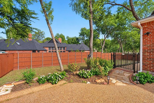 153 Wellington Lane, Heath, TX 75032