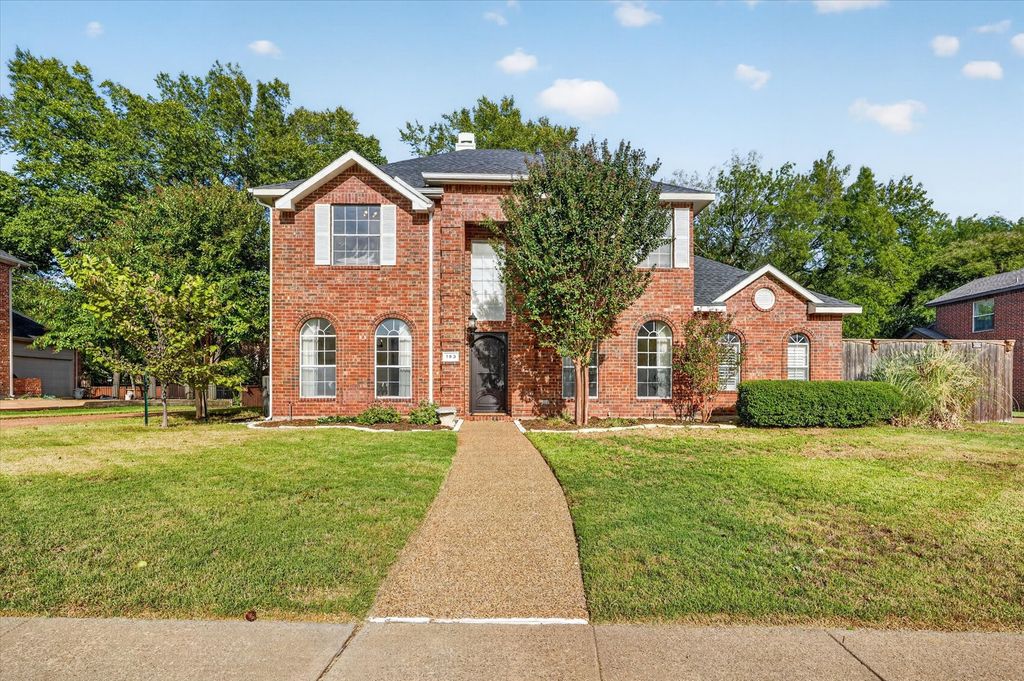 153 Wellington Lane, Heath, TX 75032