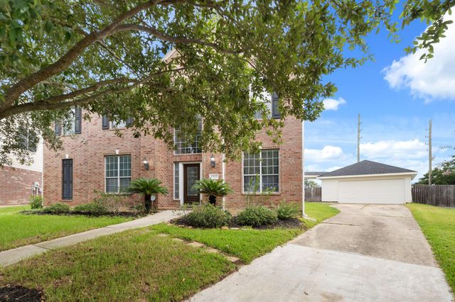 12702 Robins Crest Drive, Tomball, TX 77377