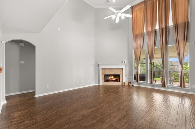 12702 Robins Crest Drive, Tomball, TX 77377