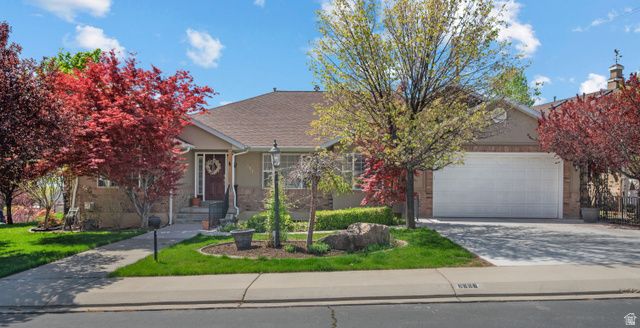3957 W HONEY LOCUST LN, Cedar Hills, UT 84062