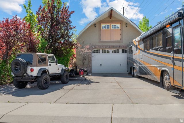 3957 W HONEY LOCUST LN, Cedar Hills, UT 84062
