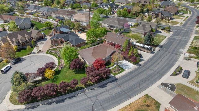 3957 W HONEY LOCUST LN, Cedar Hills, UT 84062