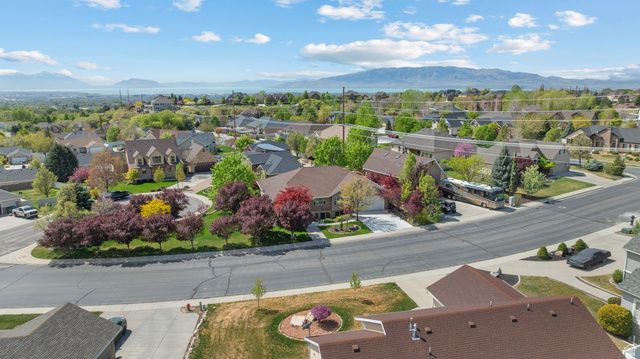 3957 W HONEY LOCUST LN, Cedar Hills, UT 84062