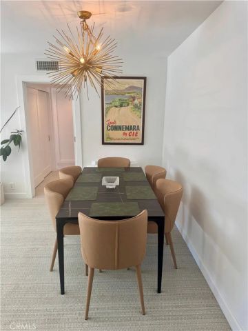 241 S Barrington Avenue B7, Los Angeles, CA 90049