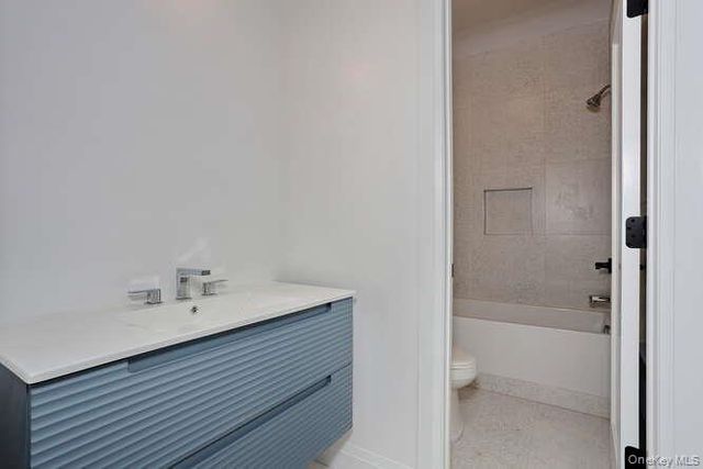 4 Howard Drive 313, Spring Valley, NY 10977