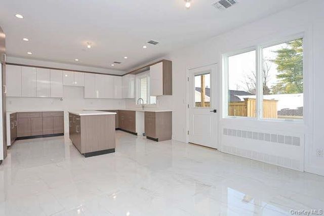 4 Howard Drive 313, Spring Valley, NY 10977
